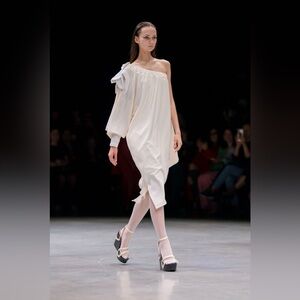 Cocktail One-Shoulder Midi Dress
Ecru